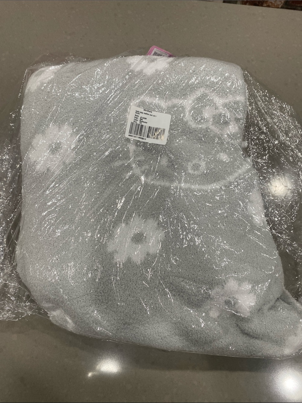NEW hello kitty grey white blanket throw 50x60